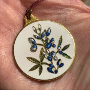 Gold-tone cloisonné enamel pendant bluebonnet flower Texas Vintage